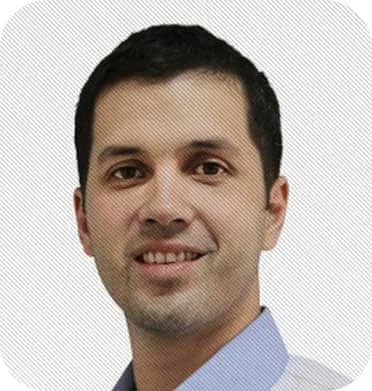 Komisaris - Kemal Mawira